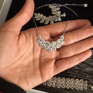 Exclusive edition Swarovski set